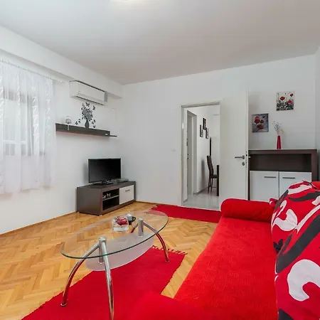 Ravnić 3*